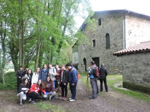 20180426-004-55-paseo-por-bizarain-junto-al-caserio-txipres-con-los-alumnos-de-la-anunciata