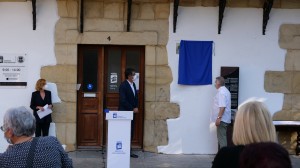 3-plaka-erakustea